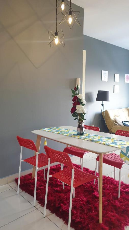 Mlh Premier Suites @ Saville Cheras Ngoại thất bức ảnh